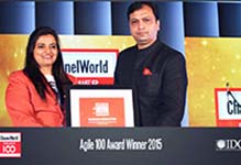 Manorama Infosolutions CEO Ashvini Danigond receiving Channel World Premier 100 Awards, 2015