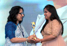 Manorama Infosolution CEO Ashvini Danigond receieved LEADERSHIP AWARD at International Women Leader's Forum (IWLF) 